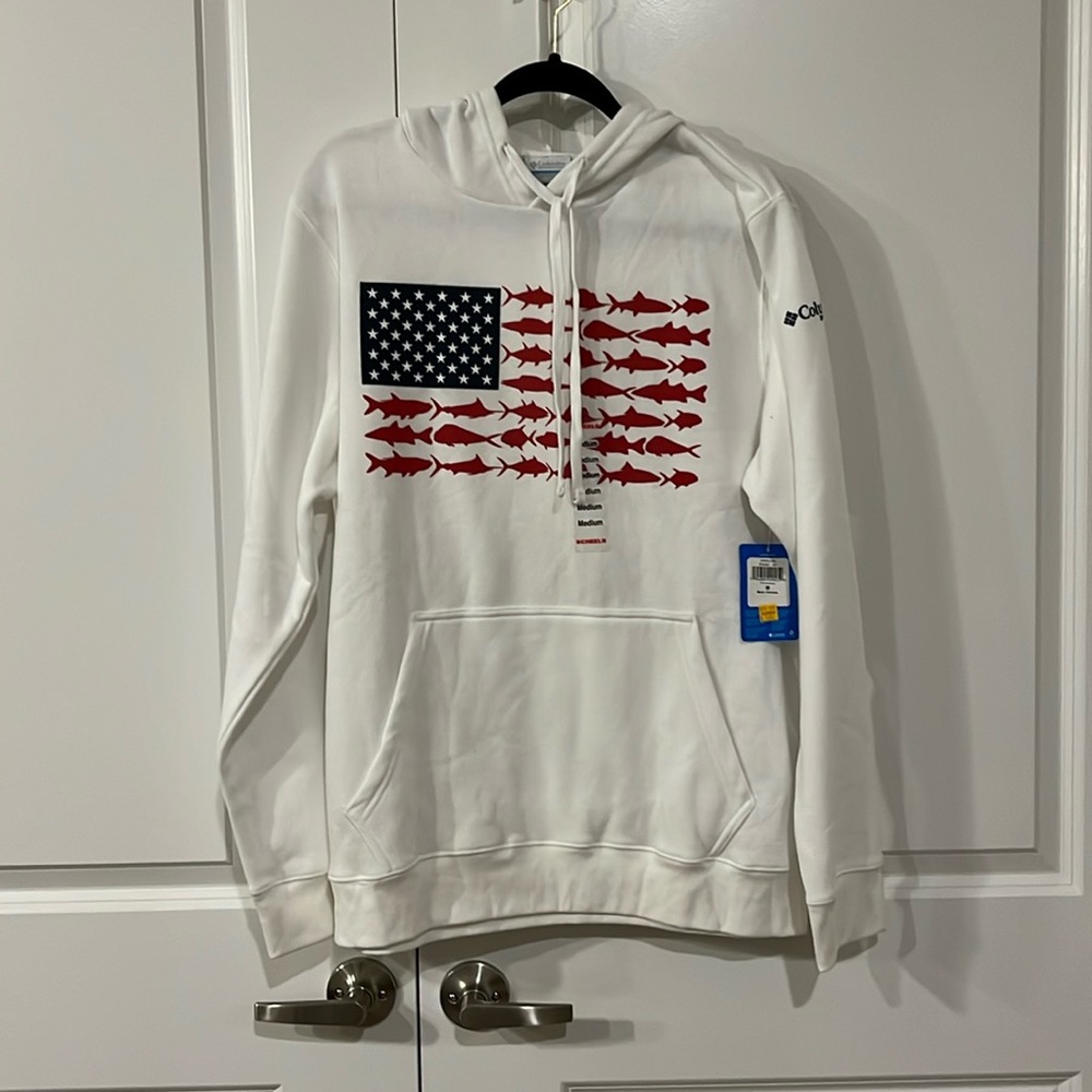 NWT Columbia PFG men’s size M fishing flag white hoodie